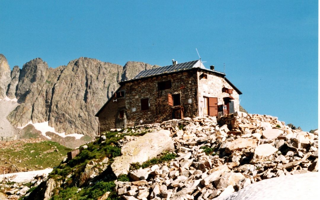 De nouveaux panneaux solaires pour le refuge du « Questa »